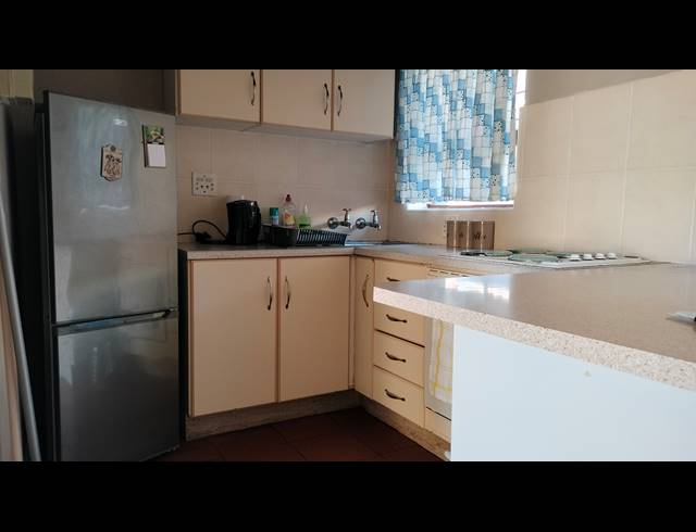1 BEDROOM FLAT FOR SALE IN MOSSEL BAY CENTRAL